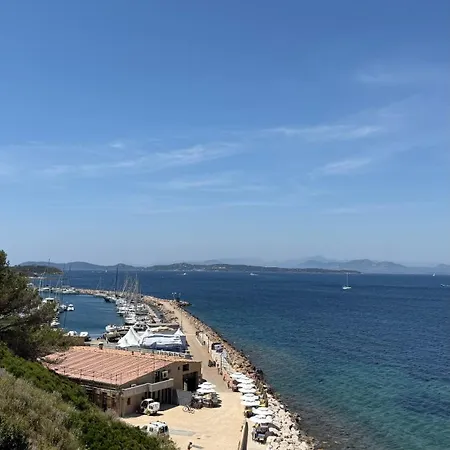 Le Clair D Eau * Ιέρ